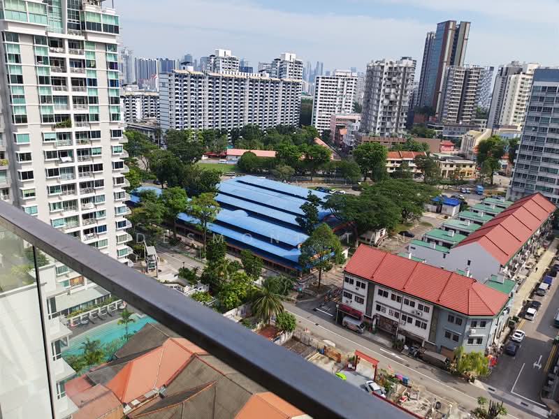 Coco Palms, 21 Pasir Ris Grove, 2 Bedrooms, 753 sqft, Condominium For Sale, by Desmond Tan, 500228317 - Exterior - PropertyGuru.com.sg