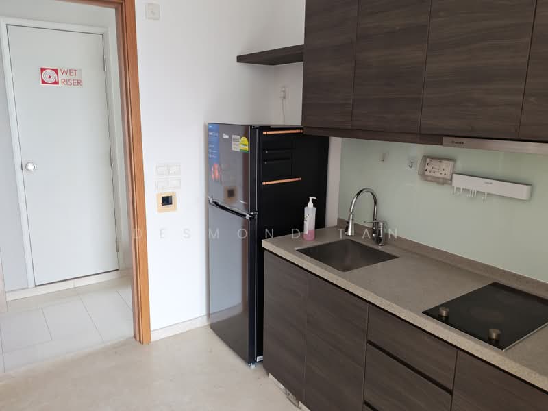 Coco Palms, 21 Pasir Ris Grove, 2 Bedrooms, 753 sqft, Condominium For Sale, by Desmond Tan, 500228317 - Kitchen - PropertyGuru.com.sg