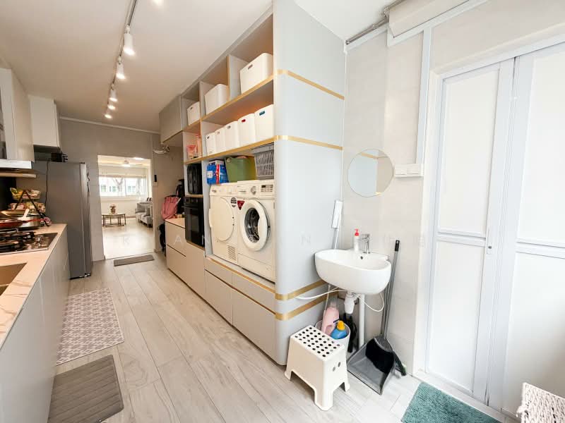883 Tampines Street 84, 883 Tampines Street 84, 3 Bedrooms, 1,119 sqft, HDB Flat For Sale, by Ryan Tan 陳仕聪, 500228319 - Kitchen - PropertyGuru.com.sg