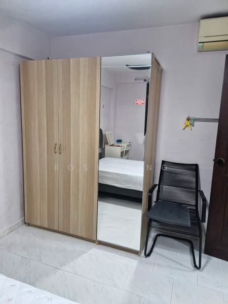 125 Lorong 1 Toa Payoh, 125 Lorong 1 Toa Payoh, Room Rental, 150 sqft, HDB Flat For Rent, by Rose Ting, 500228333 - Bedroom - PropertyGuru.com.sg