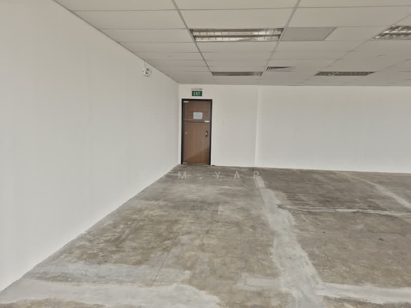 Peninsula Plaza, 111 North Bridge Road, 2,175 sqft, Office For Rent, by Sam Yap, 500228337 - Interior - CommercialGuru.com.sg