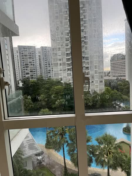 The Sea View, 29 Amber Road, 4 Bedrooms, 1,517 sqft, Condominium For Sale, by Gan Kim Teng, 500228340 - Pool View Dinning Area - PropertyGuru.com.sg