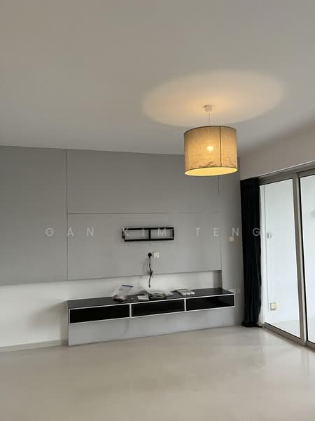 The Sea View, 29 Amber Road, 4 Bedrooms, 1,517 sqft, Condominium For Sale, by Gan Kim Teng, 500228340 - Living Room - PropertyGuru.com.sg