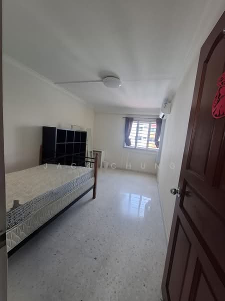 240 Tampines Street 21, 240 Tampines Street 21, 3 Bedrooms, 1,130 sqft, HDB Flat For Sale, by Jack Chung, 500228342 - Bedroom - PropertyGuru.com.sg