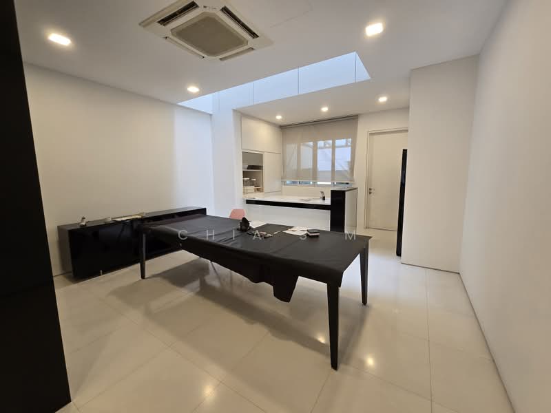 Teng Tong / Joo Chiat Inter Terrace, Teng Tong Road, 5 Bedrooms, 3,900 sqft, Terraced House For Rent, by Chia S M, 500228345 - Interior - PropertyGuru.com.sg