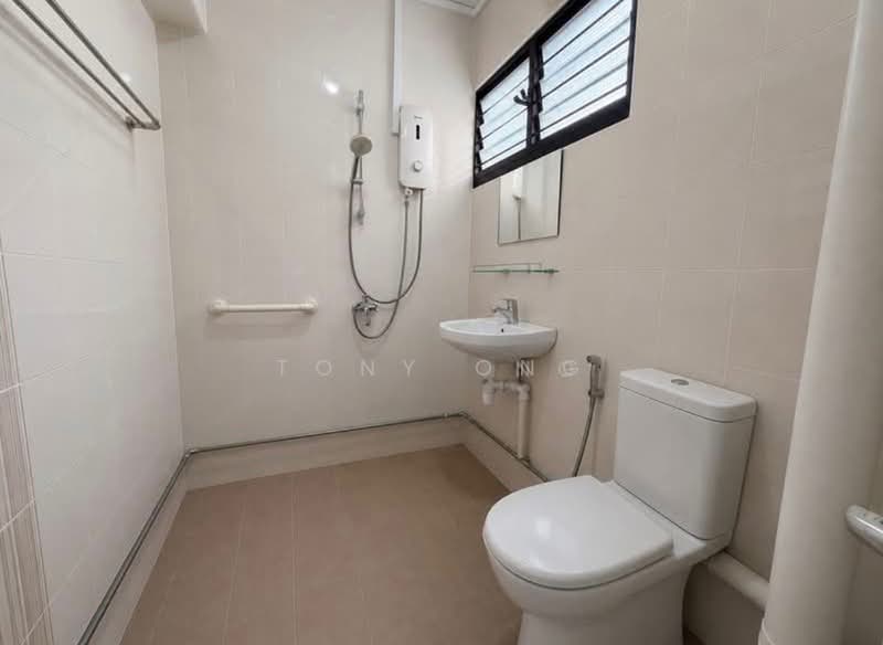 166 Tampines Street 12, 166 Tampines Street 12, 3 Bedrooms, 1,162 sqft, HDB Flat For Sale, by Tony Ong, 500228347 - PropertyGuru.com.sg