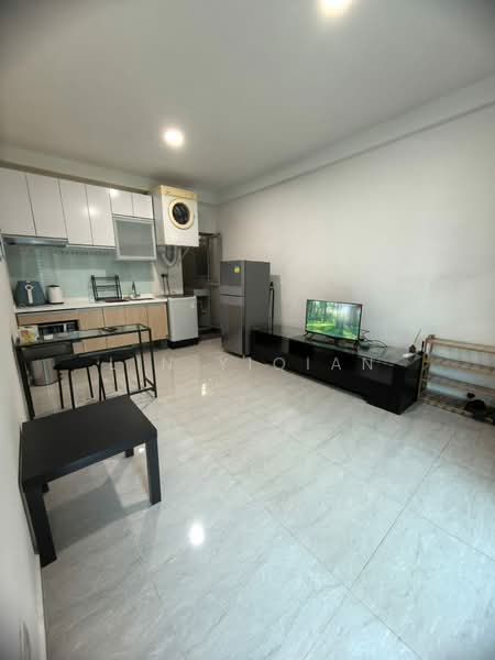 455220, , Studio, 350 sqft, Walk-up Apartment For Rent, by Lin Yiqian, 500228363 - Kitchen - PropertyGuru.com.sg