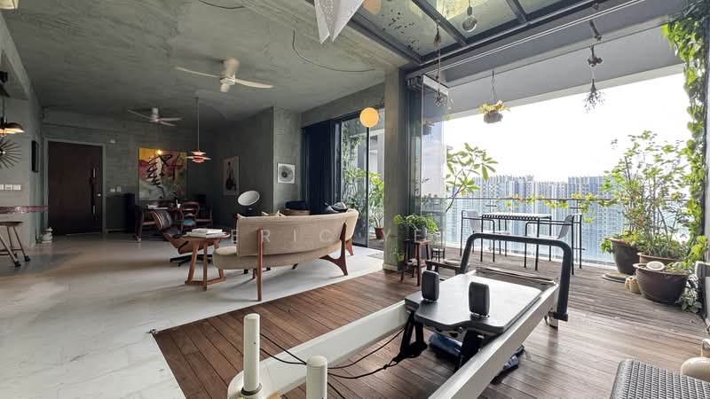 The Trizon, 8 Ridgewood Close, 3 Bedrooms, 2,443 sqft, Condominium For Sale, by Eric Yeo, 500228364 - Living Room - PropertyGuru.com.sg