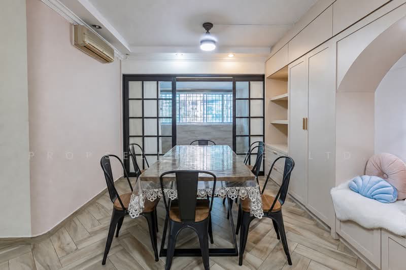 208 Choa Chu Kang Central, 208 Choa Chu Kang Central, 4 Bedrooms, 1,604 sqft, HDB Flat For Sale, by ADNIX LIU, 500228373 - Dining Room - PropertyGuru.com.sg