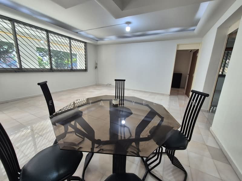 242 Kim Keat Link, 242 Kim Keat Link, 3 Bedrooms, 1,119 sqft, HDB Flat For Rent, by Jeni Tan Yee Lin, 500228376 - Dining Room - PropertyGuru.com.sg