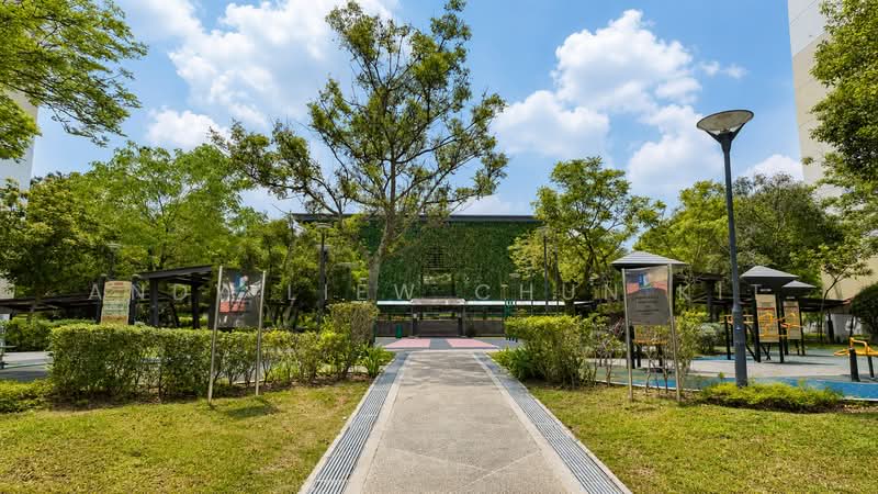 136 Simei Street 1, 136 Simei Street 1, 3 Bedrooms, 1,313 sqft, HDB Flat For Sale, by Andy Liew Chun Kit, 500228377 - Fitness Centre, Ball Court & Playground - PropertyGuru.com.sg