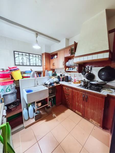 176C Edgefield Plains, 176C Edgefield Plains, 3 Bedrooms, 969 sqft, HDB Flat For Sale, by Al Jufrey, 500228381 - Kitchen - PropertyGuru.com.sg