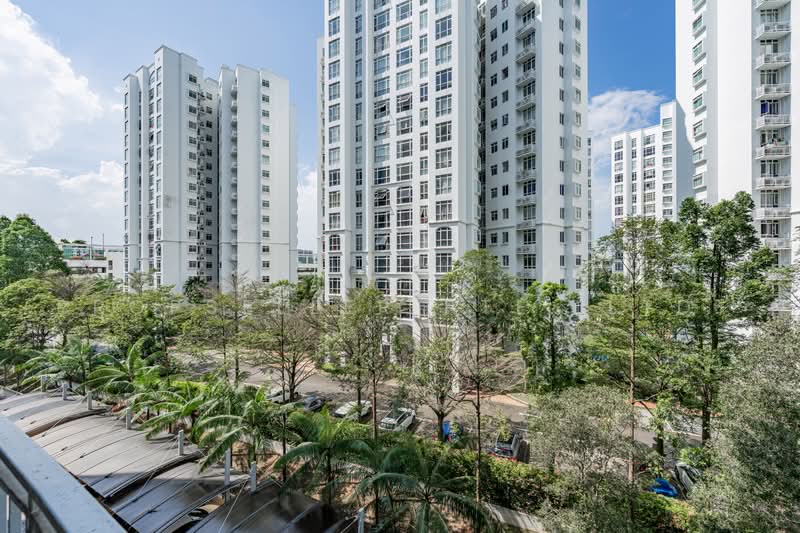Rosewood, 5 Rosewood Drive, 2 Bedrooms, 1,012 sqft, Condominium For Sale, by Gina Tow, 500228382 - Exterior - PropertyGuru.com.sg