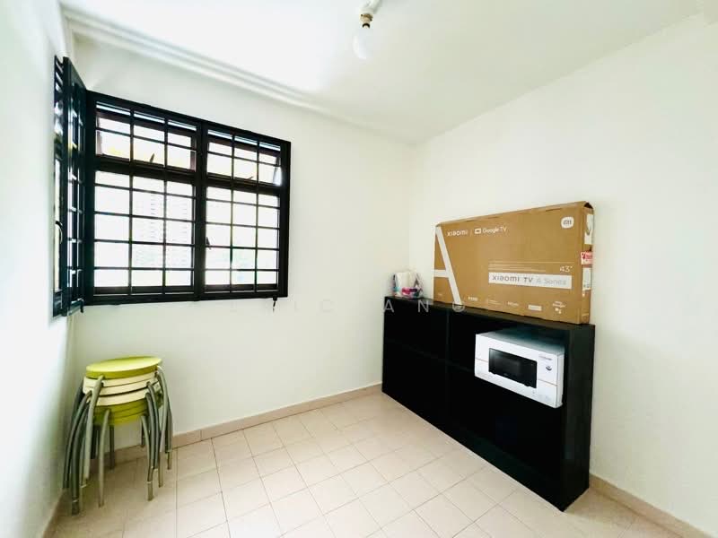 1 Jalan Bukit Merah, 1 Jalan Bukit Merah, 2 Bedrooms, 688 sqft, HDB Flat For Sale, by Eric Ang, 500228387 - PropertyGuru.com.sg