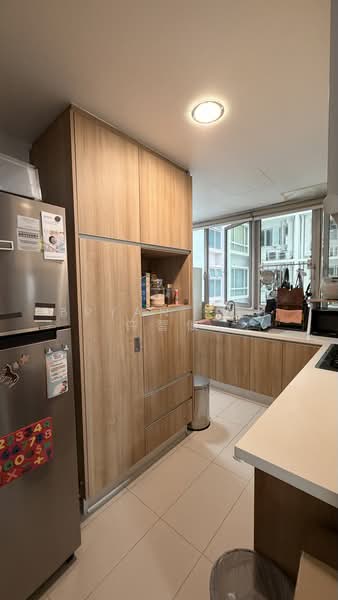 Caspian, 50 Lakeside Drive, 3 Bedrooms, 1,195 sqft, Condominium For Rent, by Bryan Koh 许智俍, 500228391 - Kitchen - PropertyGuru.com.sg
