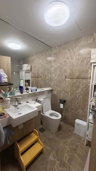 Caspian, 50 Lakeside Drive, 3 Bedrooms, 1,195 sqft, Condominium For Rent, by Bryan Koh 许智俍, 500228391 - Bathroom - PropertyGuru.com.sg