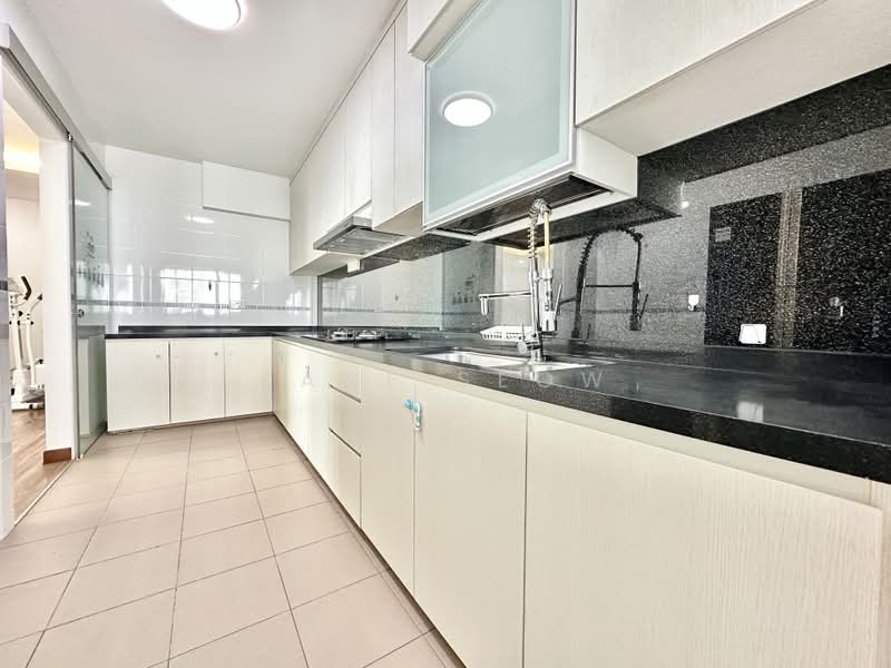 635B Senja Road, 635B Senja Road, 3 Bedrooms, 1,206 sqft, HDB Flat For Sale, by Kane Seow, 500228393 - Kitchen - PropertyGuru.com.sg