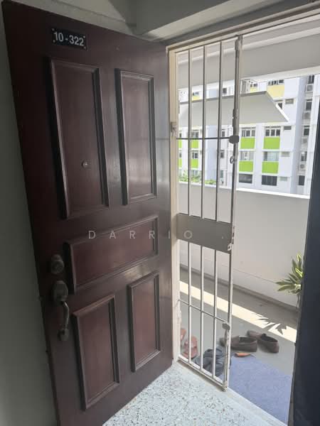 20 Dover Crescent, 20 Dover Crescent, 2 Bedrooms, 700 sqft, HDB Flat For Sale, by Darrio ., 500228397 - Entrance - PropertyGuru.com.sg