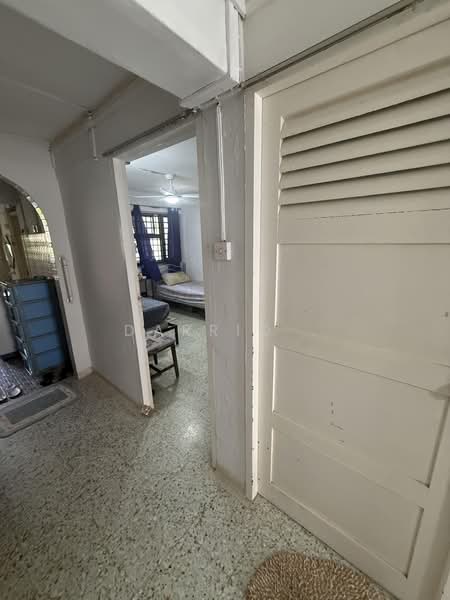 20 Dover Crescent, 20 Dover Crescent, 2 Bedrooms, 700 sqft, HDB Flat For Sale, by Darrio ., 500228397 - Bedroom - PropertyGuru.com.sg