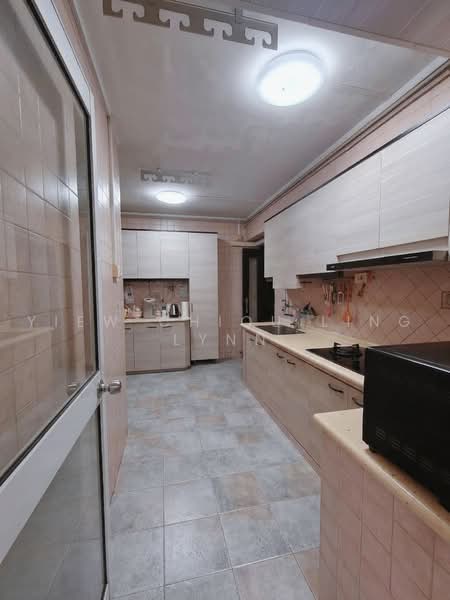 764 Choa Chu Kang North 5, 764 Choa Chu Kang North 5, 4 Bedrooms, 1,550 sqft, HDB Flat For Sale, by Yiew Chiou Ling Lynn, 500228398 - Kitchen - PropertyGuru.com.sg