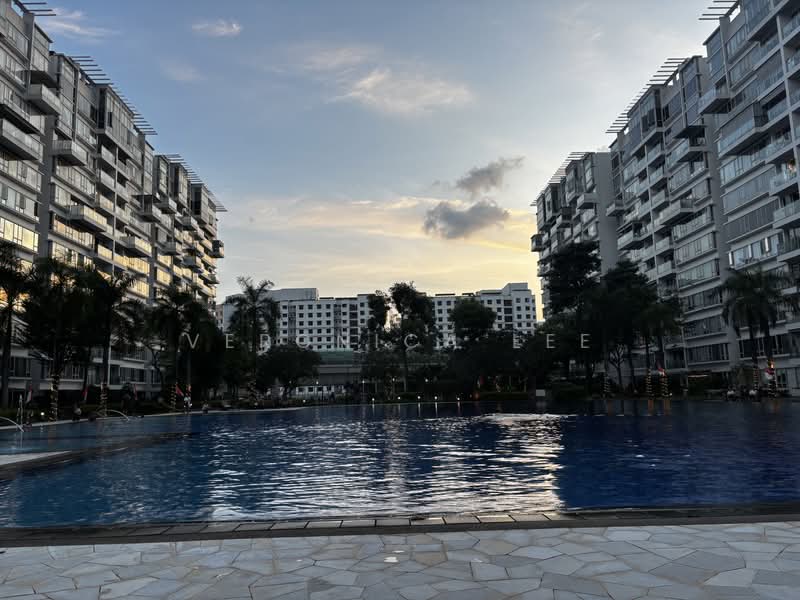 The Centris, 87 Jurong West Central 3, 3 Bedrooms, 1,227 sqft, Apartment For Sale, by Veronica Lee, 500228405 - Exterior - PropertyGuru.com.sg