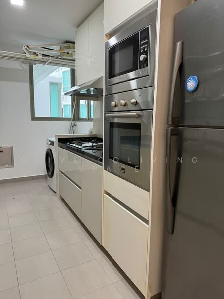Casa Merah, 62 Tanah Merah Kechil Avenue, Room Rental, 90 sqft, Condominium For Rent, by Liu Siqi, 500228406 - Kitchen - PropertyGuru.com.sg