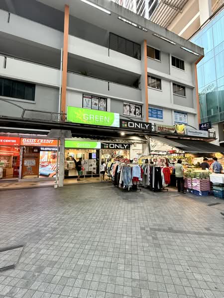 442 Clementi Avenue 3, 442 Clementi Avenue 3, 1,614 sqft, Shop / Shophouse For Rent, by Loke Xian Xun, 500228408 - CommercialGuru.com.sg