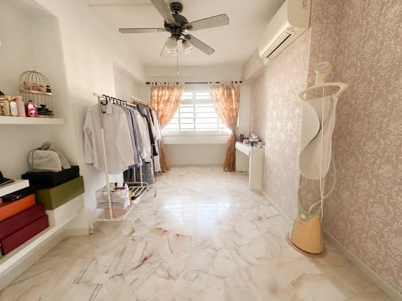 316 Tampines Street 33, 316 Tampines Street 33, 3 Bedrooms, 1,377 sqft, HDB Flat For Sale, by Lin Tan, 500228411 - Bedroom - PropertyGuru.com.sg