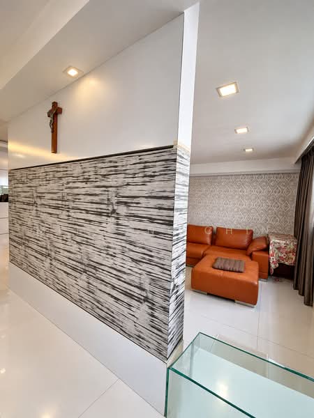 137 Simei Street 1, 137 Simei Street 1, 3 Bedrooms, 1,313 sqft, HDB Flat For Sale, by Mei Fong Chin, 500228415 - Living Room - PropertyGuru.com.sg