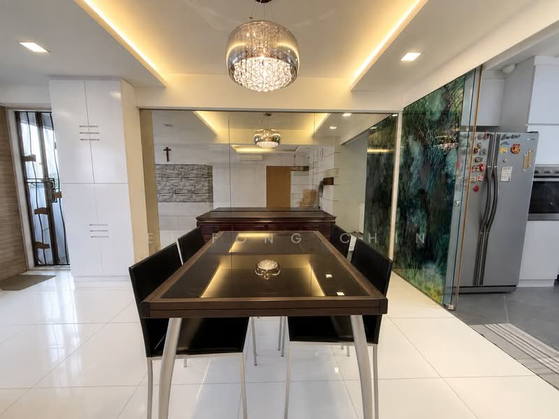 137 Simei Street 1, 137 Simei Street 1, 3 Bedrooms, 1,313 sqft, HDB Flat For Sale, by Mei Fong Chin, 500228415 - Dining Room - PropertyGuru.com.sg