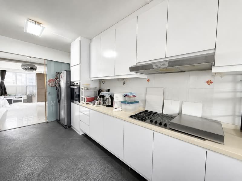 137 Simei Street 1, 137 Simei Street 1, 3 Bedrooms, 1,313 sqft, HDB Flat For Sale, by Mei Fong Chin, 500228415 - Kitchen - PropertyGuru.com.sg