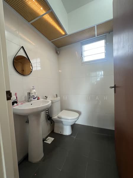 183A Woodlands Street 13, 183A Woodlands Street 13, 3 Bedrooms, 1,001 sqft, HDB Flat For Sale, by Shamim Shah, 500228417 - Bathroom - PropertyGuru.com.sg