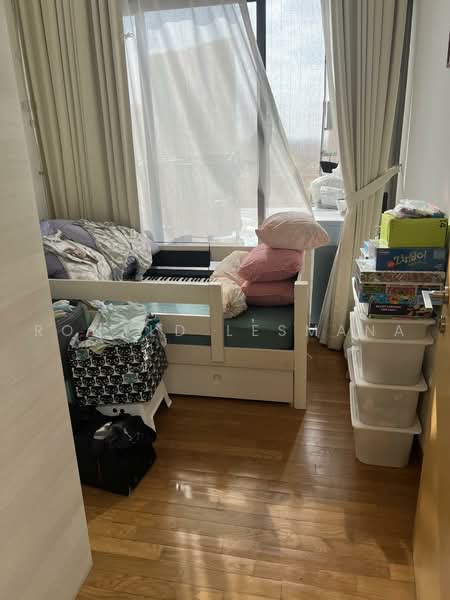 6 Derbyshire, 6 Derbyshire Road, Newton / Novena, 3 Bedrooms, 1,012 sqft, Condominium For Sale, by Ronald Lesmana, 500228418 - Bedroom - PropertyGuru.com.sg