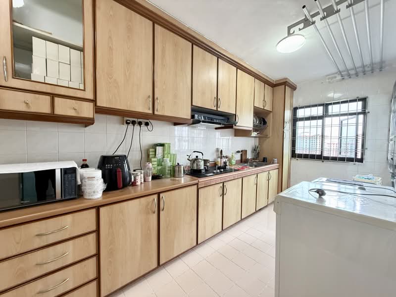 188C Rivervale Drive, 188C Rivervale Drive, 3 Bedrooms, 1,033 sqft, HDB Flat For Sale, by Joey Lim, 500228420 - Kitchen - PropertyGuru.com.sg