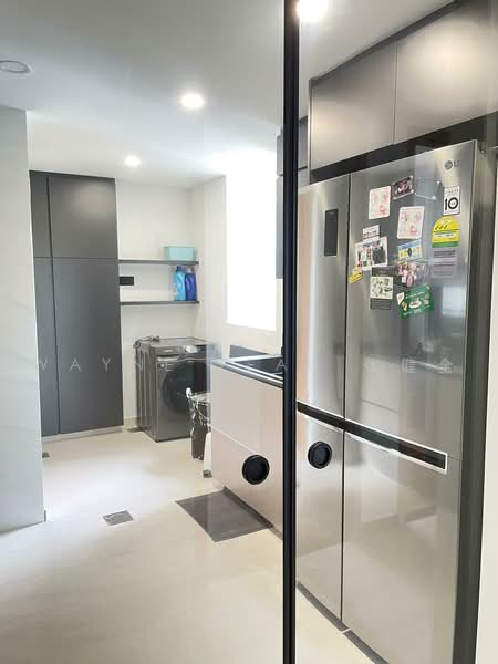 FLO Residence, 11 Punggol Field Walk, 3 Bedrooms, 1,012 sqft, Condominium For Sale, by Wayne Teau 张健全, 500228421 - Interior - PropertyGuru.com.sg