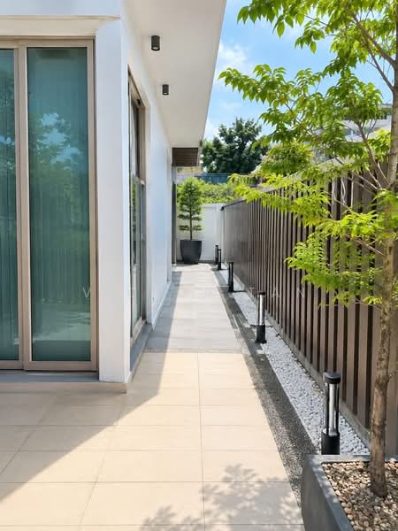 Well Renovated Semi-D along Tan Sim Boh, , 5 Bedrooms, 3,651 sqft, Semi-Detached House For Sale, by Victor Tan, 500228423 - Exterior - PropertyGuru.com.sg