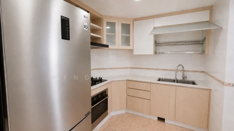 Eastvale, 31 Pasir Ris Drive 3, 3 Bedrooms, 1,099 sqft, Condominium For Rent, by Wendy Cheong, 500228429 - Kitchen - PropertyGuru.com.sg