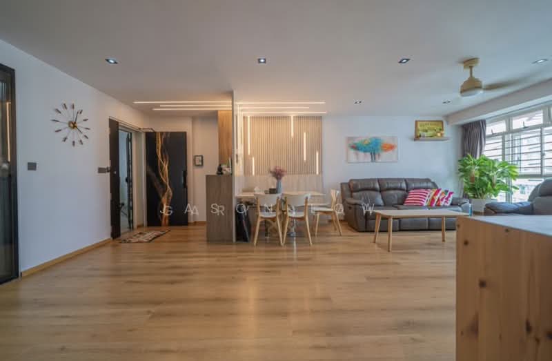 212B Compassvale Drive, 212B Compassvale Drive, 3 Bedrooms, 1,291 sqft, HDB Flat For Sale, by Jason Low, 500228430 - Living Room - PropertyGuru.com.sg