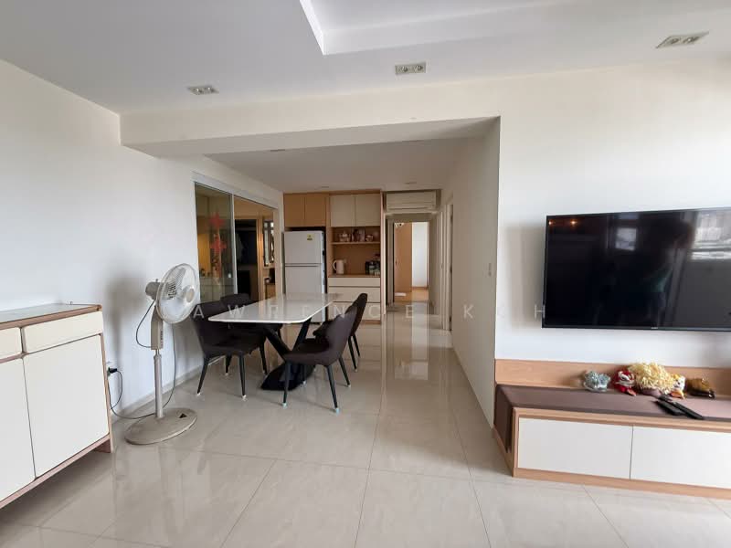 228A Ang Mo Kio Street 23, 228A Ang Mo Kio Street 23, 3 Bedrooms, 1,033 sqft, HDB Flat For Sale, by Lawrence Koh, 500228431 - Dining Room - PropertyGuru.com.sg