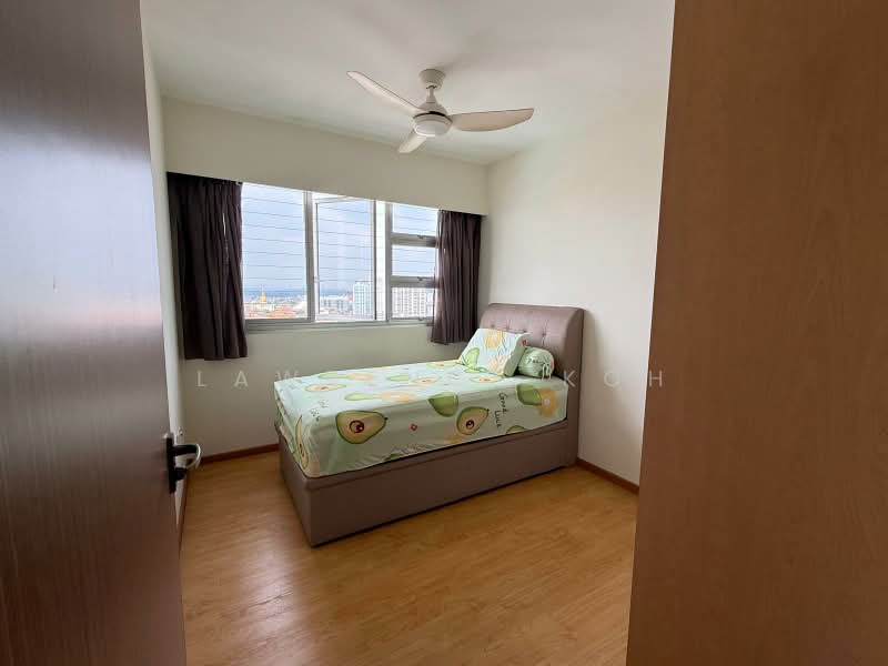 228A Ang Mo Kio Street 23, 228A Ang Mo Kio Street 23, 3 Bedrooms, 1,033 sqft, HDB Flat For Sale, by Lawrence Koh, 500228431 - Bedroom - PropertyGuru.com.sg