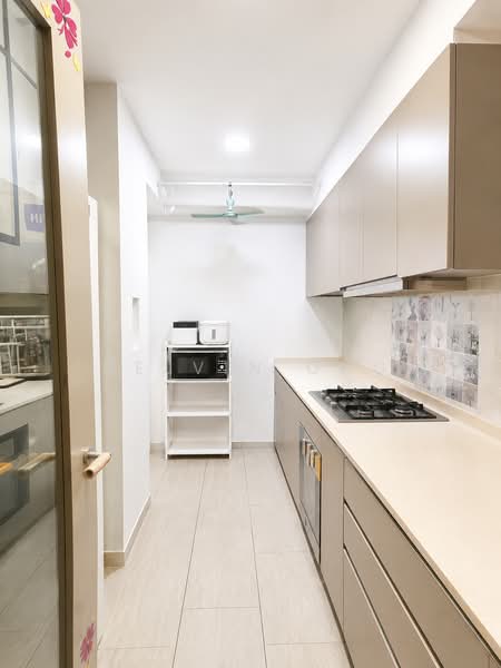 Waterwoods, 23 Punggol Field Walk, 3 Bedrooms, 1,033 sqft, Executive Condominium For Sale, by Delvin Ong, 500228432 - Kitchen - PropertyGuru.com.sg