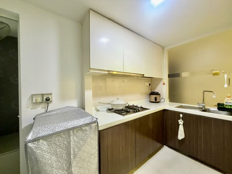 Twin Waterfalls, 108 Punggol Walk, 3 Bedrooms, 1,108 sqft, Executive Condominium For Sale, by Sueann Lye, 500228436 - Kitchen - PropertyGuru.com.sg