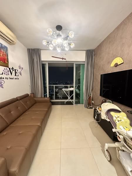 Southbank, 881 North Bridge Road, 2 Bedrooms, 969 sqft, Condominium For Sale, by Lina ., 500228439 - Living Room - PropertyGuru.com.sg