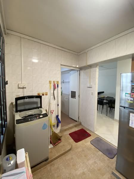 588 Woodlands Drive 16, 588 Woodlands Drive 16, Admiralty / Woodlands, Room Rental, 100 sqft, HDB Flat For Rent, by Derrick Tai, 500228445 - Kitchen - PropertyGuru.com.sg