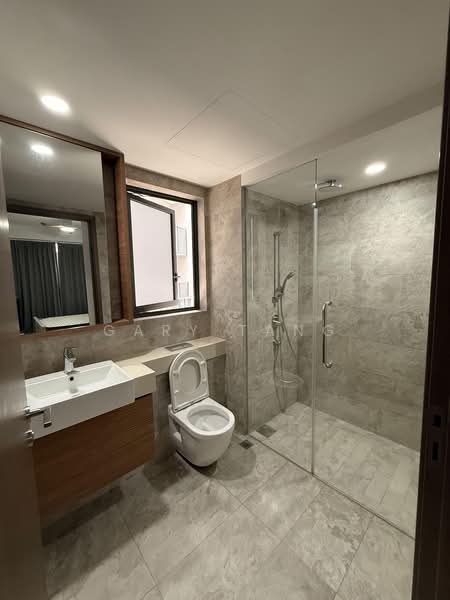 Affinity At Serangoon, , 3 Bedrooms, 1,152 sqft, Condominium For Sale, by Gary Tang, 500228468 - Bathroom - PropertyGuru.com.sg