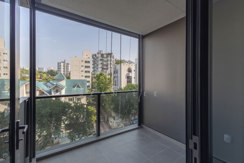 Hyll on Holland, 89 Holland Road, 2 Bedrooms, 614 sqft, Condominium For Sale, by Sean Lee, 500228472 - Balcony - PropertyGuru.com.sg