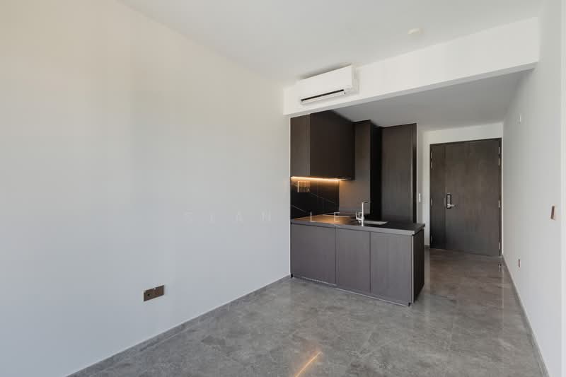 Hyll on Holland, 89 Holland Road, 2 Bedrooms, 614 sqft, Condominium For Sale, by Sean Lee, 500228472 - Kitchen - PropertyGuru.com.sg