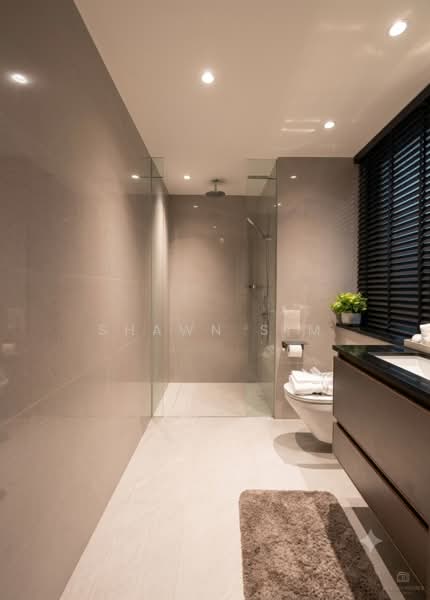 Chuan Park, 240 Lorong Chuan, 3 Bedrooms, 1,206 sqft, Condominium For Sale, by Shawn Sim, 500228480 - Bathroom - PropertyGuru.com.sg