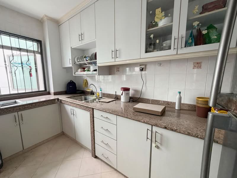 102A Punggol Field, 102A Punggol Field, 3 Bedrooms, 969 sqft, HDB Flat For Sale, by Michelle Tay, 500228482 - Kitchen - PropertyGuru.com.sg
