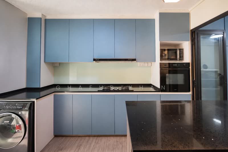 535 Bukit Batok Street 52, 535 Bukit Batok Street 52, 4 Bedrooms, 1,572 sqft, HDB Flat For Sale, by Ghafur Khan, 500228483 - Kitchen - PropertyGuru.com.sg